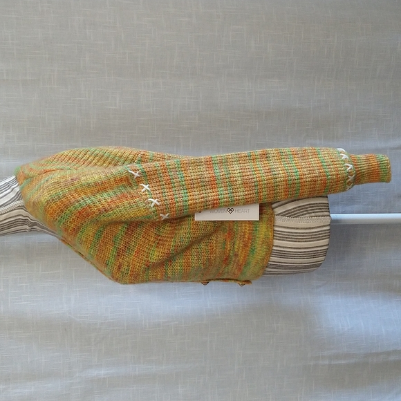 Mustard knit crop cardigan sweater lightweight size small - Picture 5 of 11